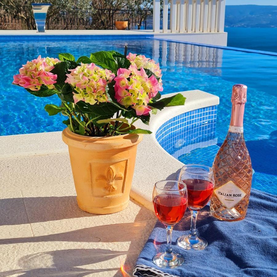 Sea View Luxury Apart Hotel Villa Conte With Swiming Pool And Romantic Spa Podstrana Eksteriør billede
