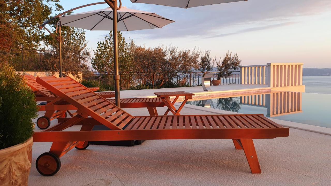 Sea View Luxury Apart Hotel Villa Conte With Swiming Pool And Romantic Spa Podstrana Eksteriør billede