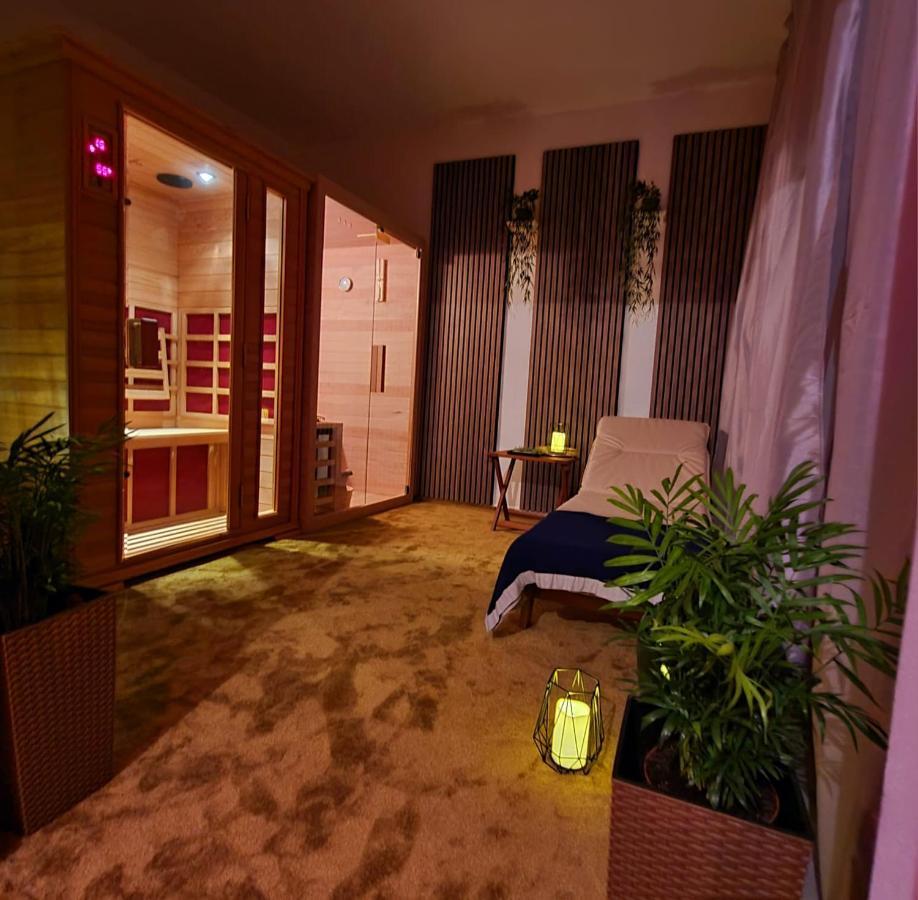 Sea View Luxury Apart Hotel Villa Conte With Swiming Pool And Romantic Spa Podstrana Eksteriør billede