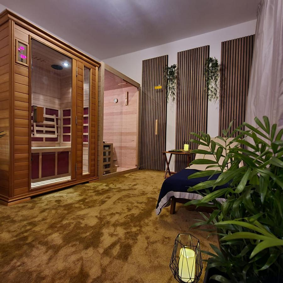 Sea View Luxury Apart Hotel Villa Conte With Swiming Pool And Romantic Spa Podstrana Eksteriør billede