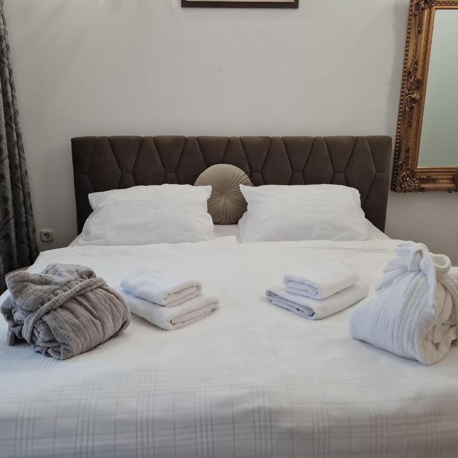 Sea View Luxury Apart Hotel Villa Conte With Swiming Pool And Romantic Spa Podstrana Eksteriør billede