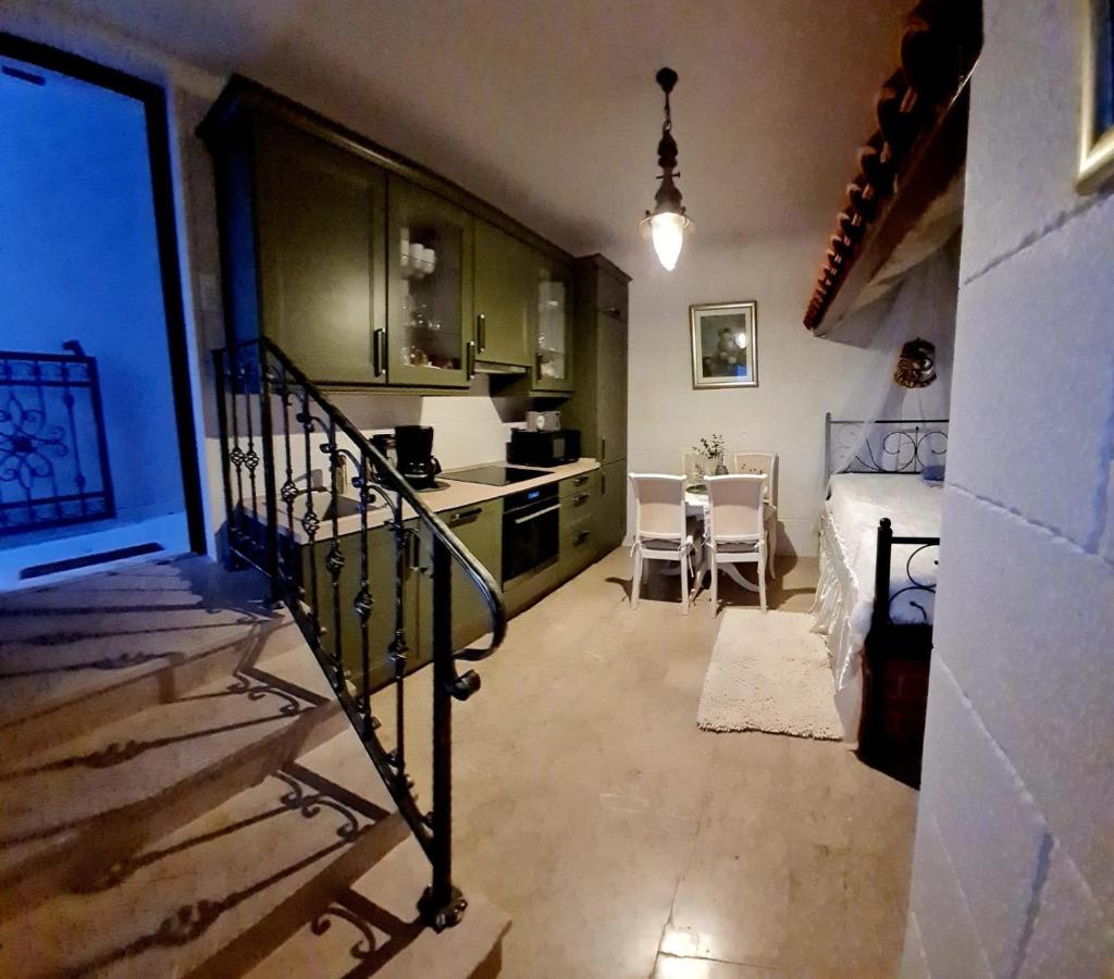 Sea View Luxury Apart Hotel Villa Conte With Swiming Pool And Romantic Spa Podstrana Eksteriør billede