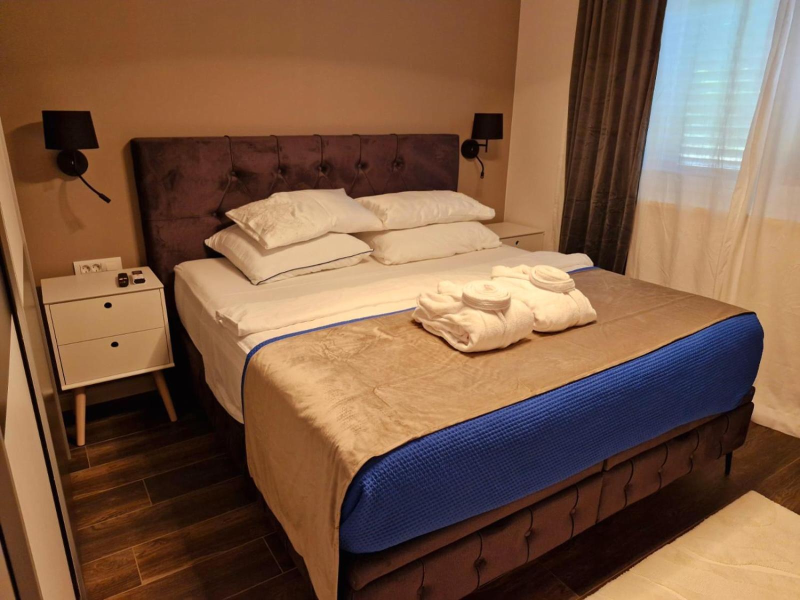 Sea View Luxury Apart Hotel Villa Conte With Swiming Pool And Romantic Spa Podstrana Eksteriør billede