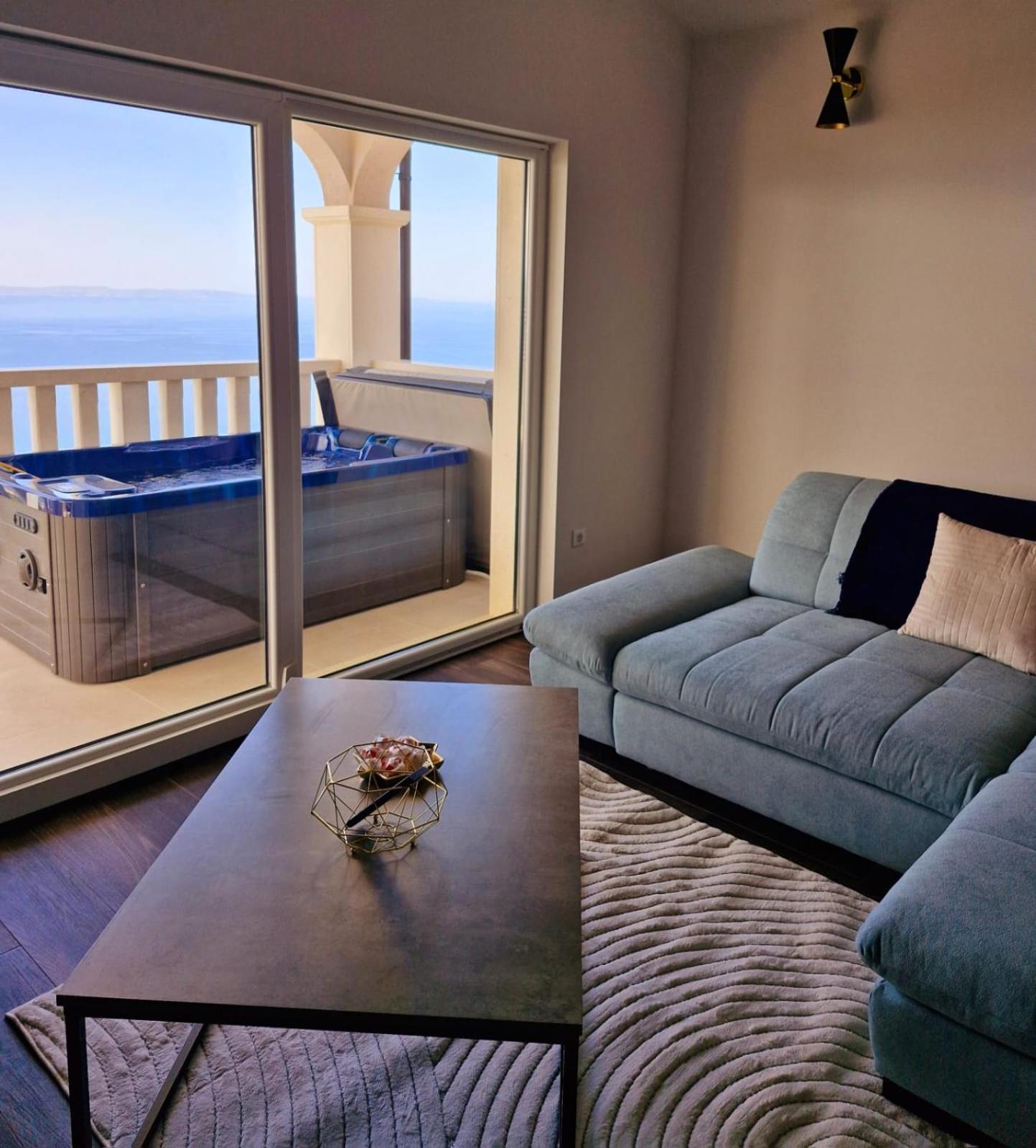 Sea View Luxury Apart Hotel Villa Conte With Swiming Pool And Romantic Spa Podstrana Eksteriør billede